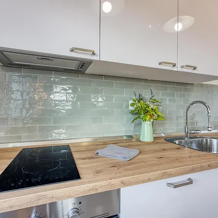 Lejlighed Lovor - Cozy With Heating