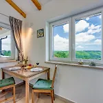 Appartamento Lovor - Cozy In The Heart Of Istria Tinjan