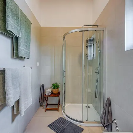 Lovor - Cozy In The Heart Of Istria Appartement *
